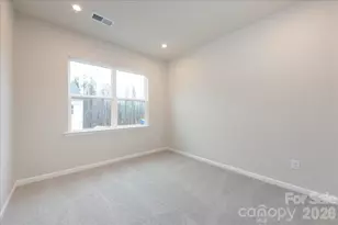 8430 Discovery Ln, Charlotte, NC 28216 - Photo 22