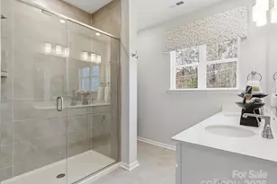 8430 Discovery Ln, Charlotte, NC 28216 - Photo 18