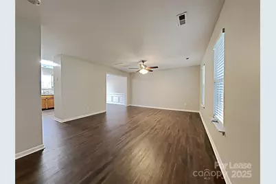 5549 Peachwood Drive, Charlotte, NC 28216 - Photo 6