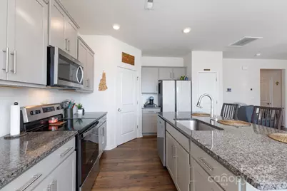 292 Court House Avenue, York, SC 29745 - Photo 6