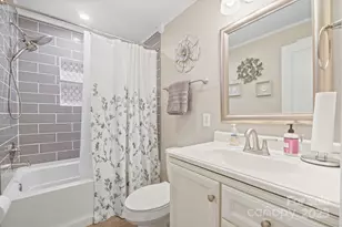 3842 Dowell St, Hickory, NC 28602 - Photo 16