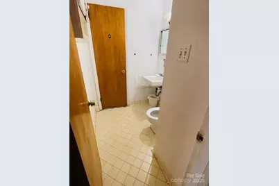 1421 Tyvola Road, Charlotte, NC 28210 - Photo 12