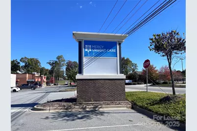 140 W Mills Street #B, Columbus, NC 28722 - Photo 2