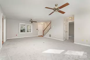 410 Hidden Woods Ln, Hendersonville, NC 28791 - Photo 4