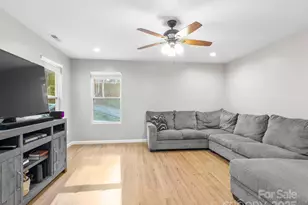 30 Shire Wy Ln, Leicester, NC 28748 - Photo 6