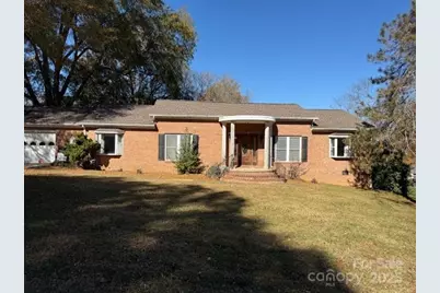 991 36th Avenue Court NE, Hickory, NC 28601 - Photo 1