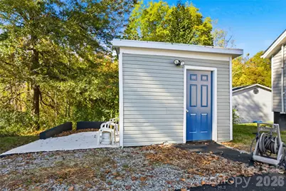 116 E Boston Avenue, Bessemer City, NC 28016 - Photo 28