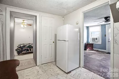 116 E Boston Avenue, Bessemer City, NC 28016 - Photo 8