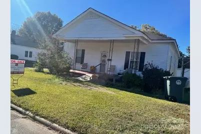 46 Oak Street, Great Falls, SC 29055 - Photo 1