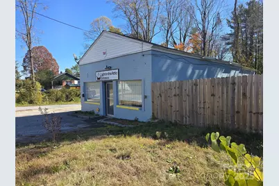 726 1st Avenue Avenue, Hendersonville, NC 28791 - Photo 2
