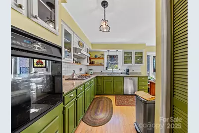 181 Surry Lane, Hendersonville, NC 28791 - Photo 20