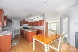 31 Little Hungry Rd, Hendersonville, NC 28792 - Photo 12