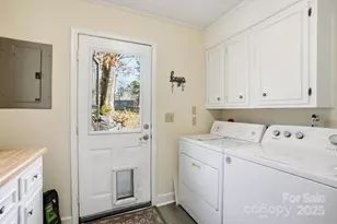 6309 Pineburr Rd, Charlotte, NC 28211 - Photo 8