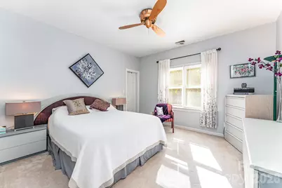 5105 Downing Creek Drive, Charlotte, NC 28269 - Photo 14