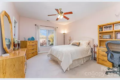 5105 Downing Creek Drive, Charlotte, NC 28269 - Photo 30