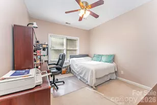 5105 Downing Creek Dr, Charlotte, NC 28269 - Photo 32