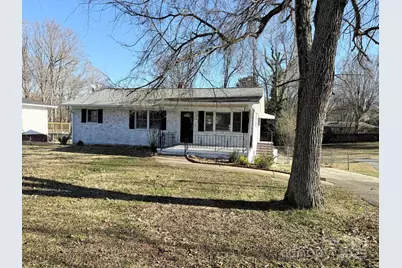 812 N Main Street, Lowell, NC 28098 - Photo 2