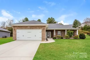 124 Bunker Hill Ln, Statesville, NC 28677 - Photo 1