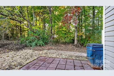 5921 Cougar Lane, Charlotte, NC 28269 - Photo 32