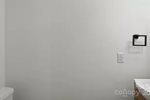 5921 Cougar Ln, Charlotte, NC 28269 - Photo 14