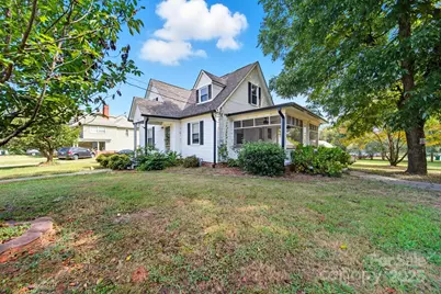 302 Pee Dee Avenue, Norwood, NC 28128 - Photo 2