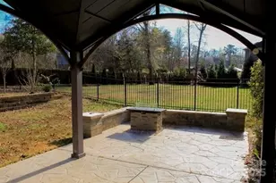 4624 Pebble Run Dr, Matthews, NC 28105 - Photo 44