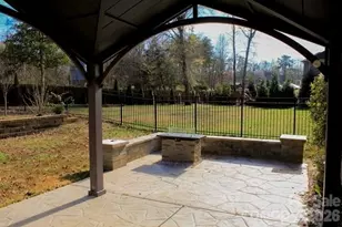 4624 Pebble Run Dr, Matthews, NC 28105 - Photo 42