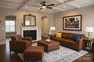 4624 Pebble Run Dr, Matthews, NC 28105 - Photo 10