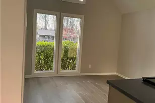 1704 Knightbridge Dr, Newton, NC 28658 - Photo 6