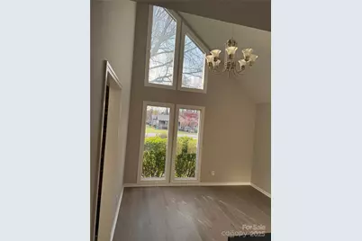 1704 Knightbridge Drive, Newton, NC 28658 - Photo 8