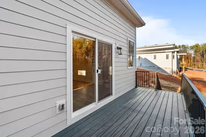 5729 Selkirk Drive, Hickory, NC 28601 - Photo 6