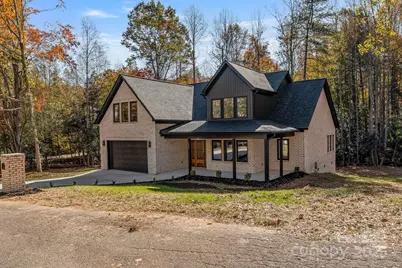 6407 Sterling Place, Hickory, NC 28601 - Photo 2