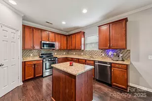 8826 Gray Willow Rd, Charlotte, NC 28227 - Photo 12