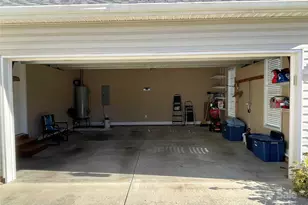 4040 Hereford Ln, Dallas, NC 28034 - Photo 4