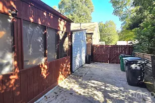 3416 Denson Pl, Charlotte, NC 28215 - Photo 4