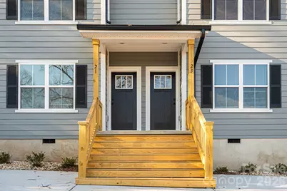 21 8th Avenue Drive SE #5, Hickory, NC 28602 - Photo 2