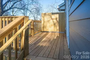 21 8th Ave Dr SE, Hickory, NC 28602 - Photo 18