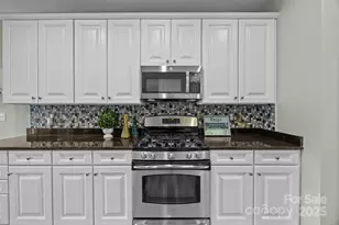 11937 Waterperry Ct, Huntersville, NC 28078 - Photo 14