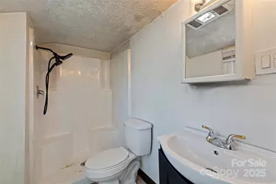 8063 Carolina Boulevard, Clyde, NC 28721 - Photo 14