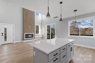 62 Upper Moffitt Rd, Asheville, NC 28805 - Photo 8