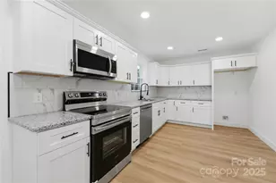 523 Biltmore St, Mooresville, NC 28115 - Photo 8