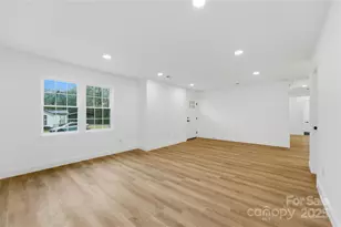 523 Biltmore St, Mooresville, NC 28115 - Photo 4