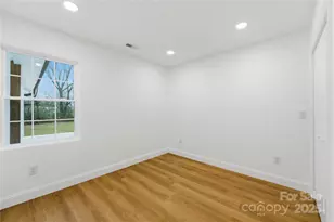 523 Biltmore St, Mooresville, NC 28115 - Photo 16