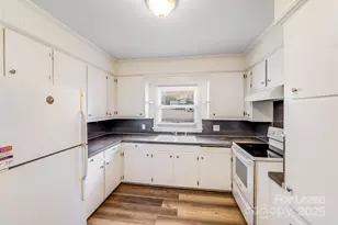 5311 Princess St, Charlotte, NC 28269 - Photo 4