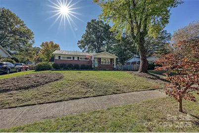 1514 Briarfield Drive, Charlotte, NC 28205 - Photo 2
