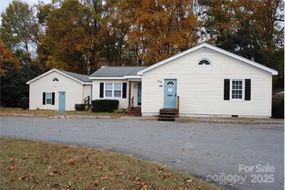 636 Statesville Boulevard, Salisbury, NC 28144 - Photo 2