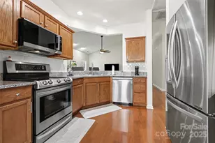 8907 Steelechase Dr, Charlotte, NC 28273 - Photo 12