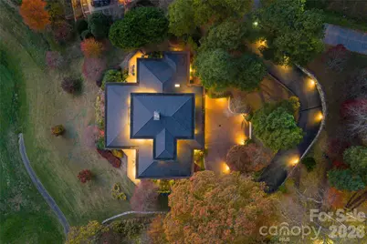 820 Laurel Ridge Drive, Waynesville, NC 28786 - Photo 2