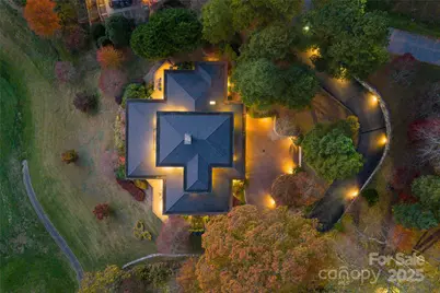 820 Laurel Ridge Drive, Waynesville, NC 28786 - Photo 2