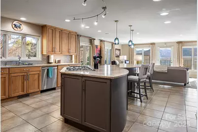 820 Laurel Ridge Drive, Waynesville, NC 28786 - Photo 22